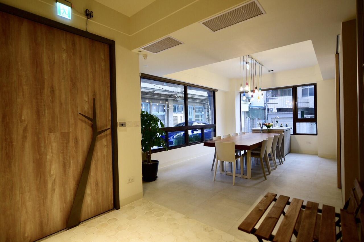 Sakagami Hotel Tainan Exteriör bild